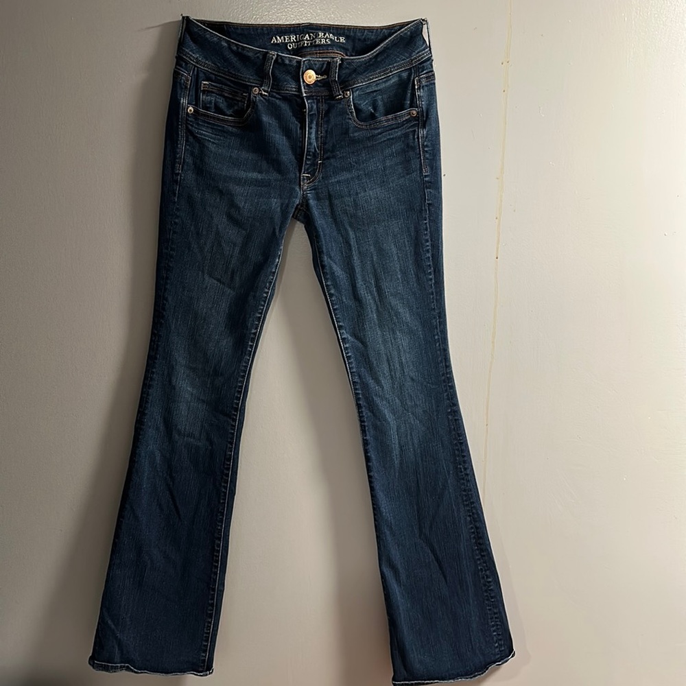 AE kick boot jean. Super stretch.  6 LONG